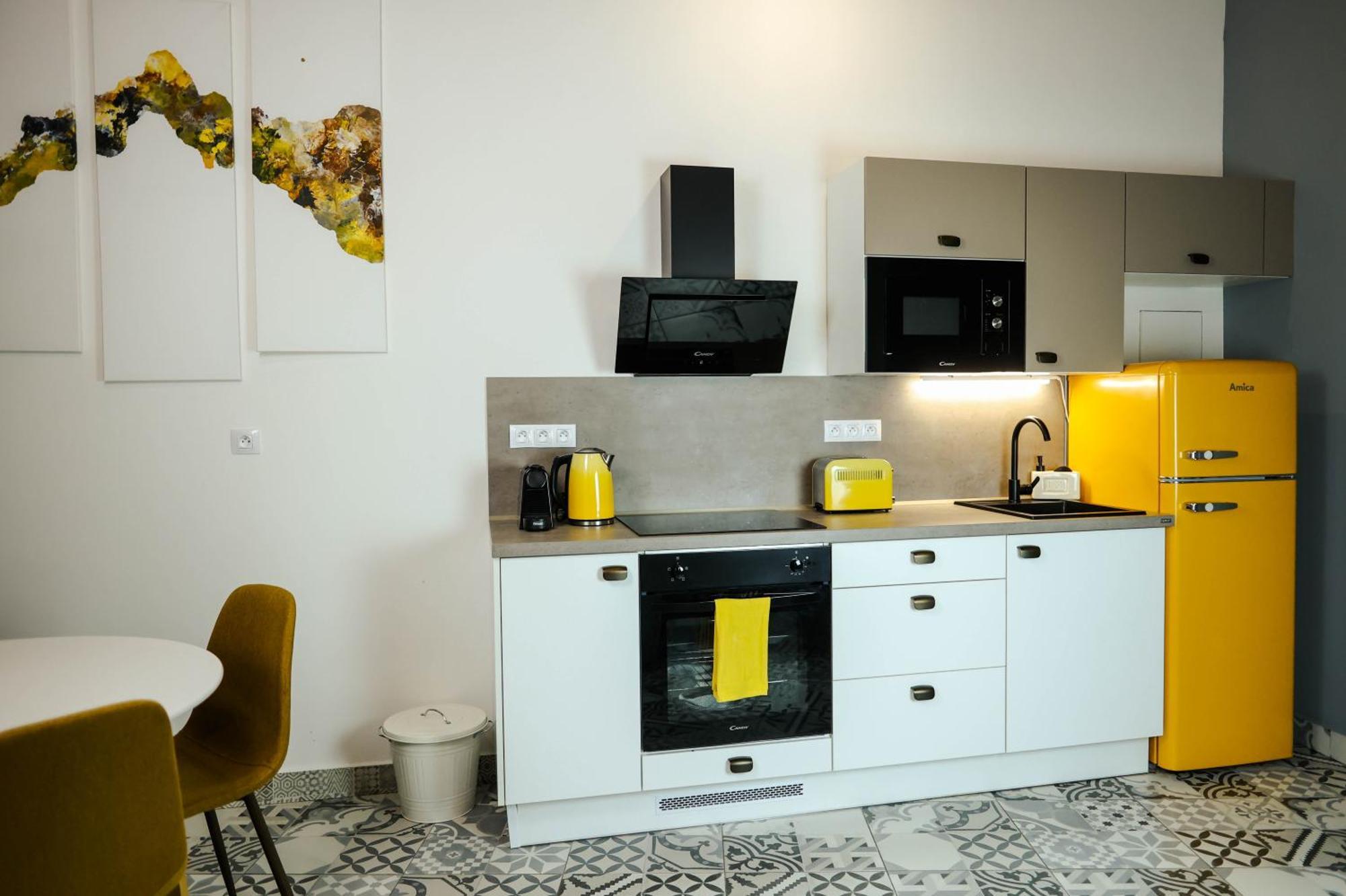 Apartment Spring *