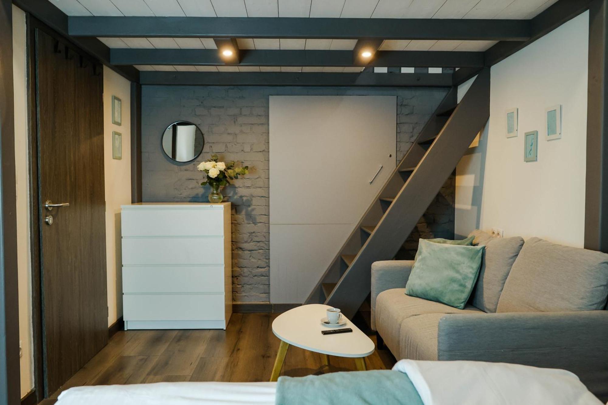 Apartment Spring *