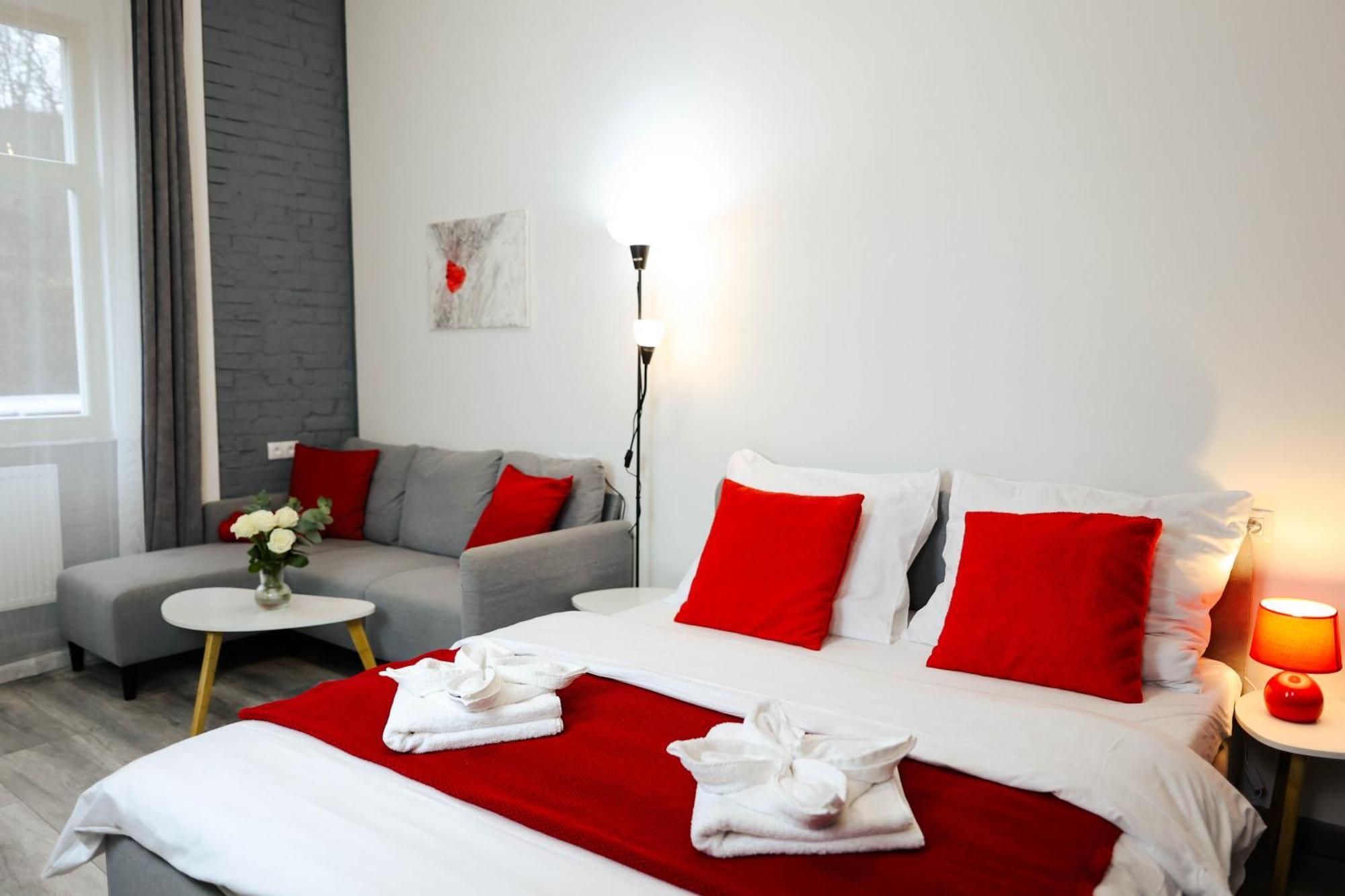 Apartment Spring *